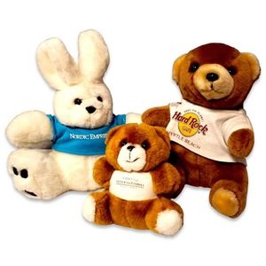 Vintage International Souvenir Wanderer Vacation Tourist Travel Plush Teddy Lot